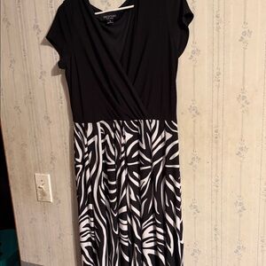 Perceptions, New York Black and White Patterned Midi Dress